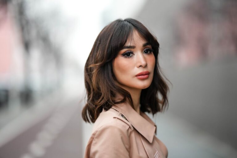 27 Stunning Shoulder Length Haircuts